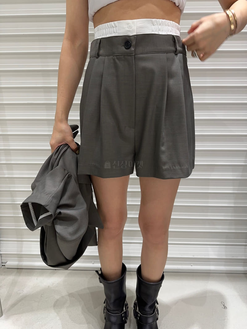 Bricklane - Korean Women Fashion - #momslook - Twist Shorts - 2