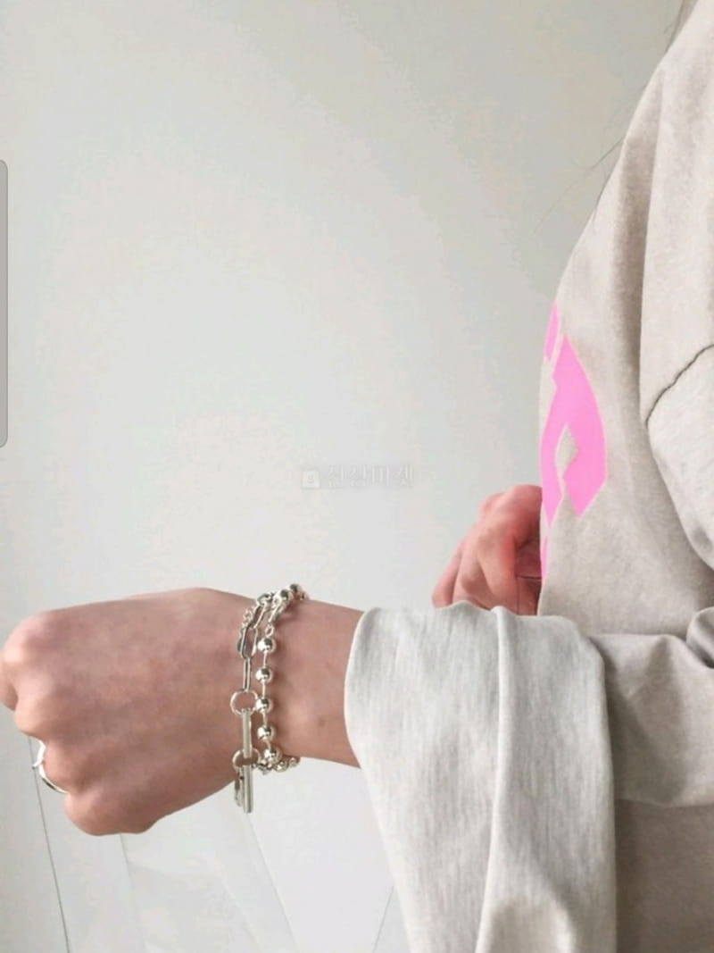 Cabinet - Korean Women Fashion - #momslook - Silver (Silver) Paris Bracelet