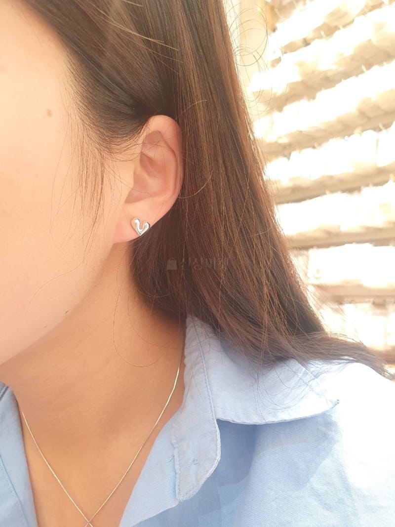 Cabinet - Korean Women Fashion - #restrostyle - Silver Bye Heart Earring - 3