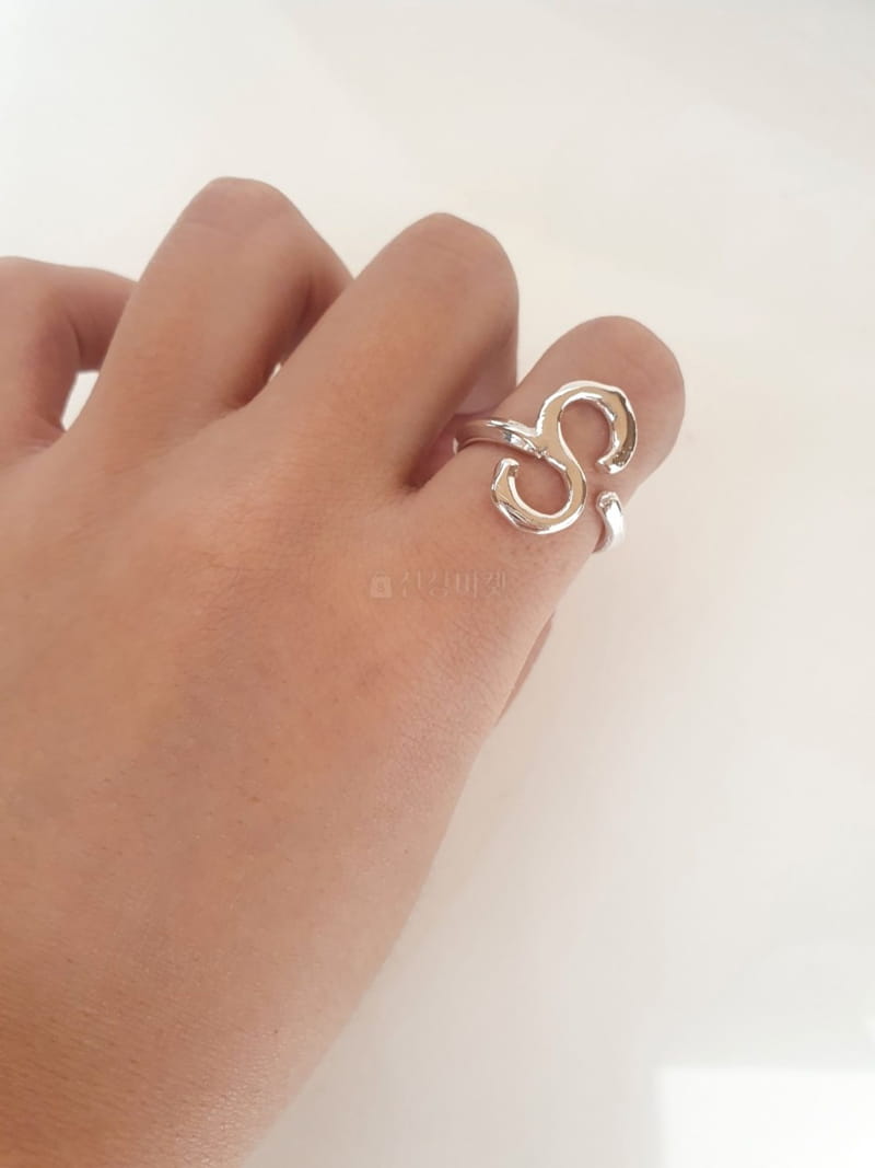 Cabinet - Korean Women Fashion - #thelittlethings - Silver (Silver) Big Slit Ring - 2