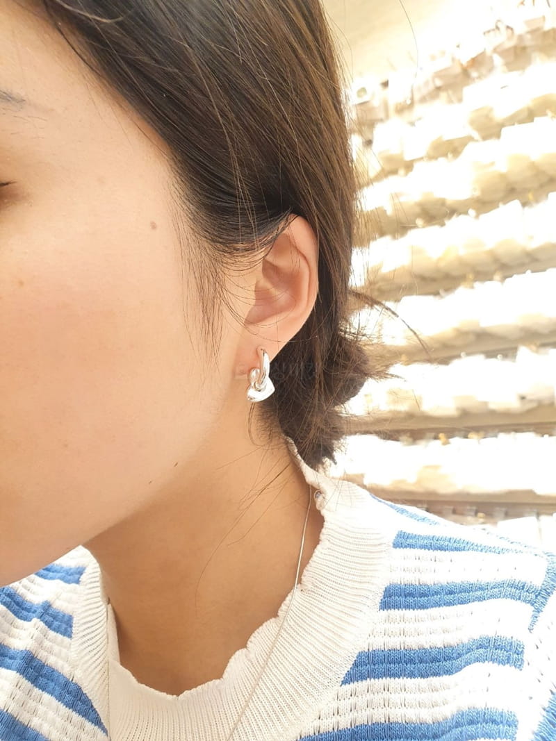 Cabinet - Korean Women Fashion - #womensfashion - Silver Basic Ring Heart  Earring - 6