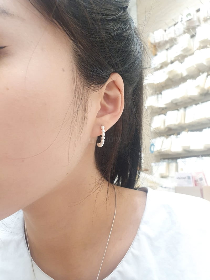 Cabinet - Korean Women Fashion - #womensfashion - Silver (Silver) Half Pearl Twist Earring - 3