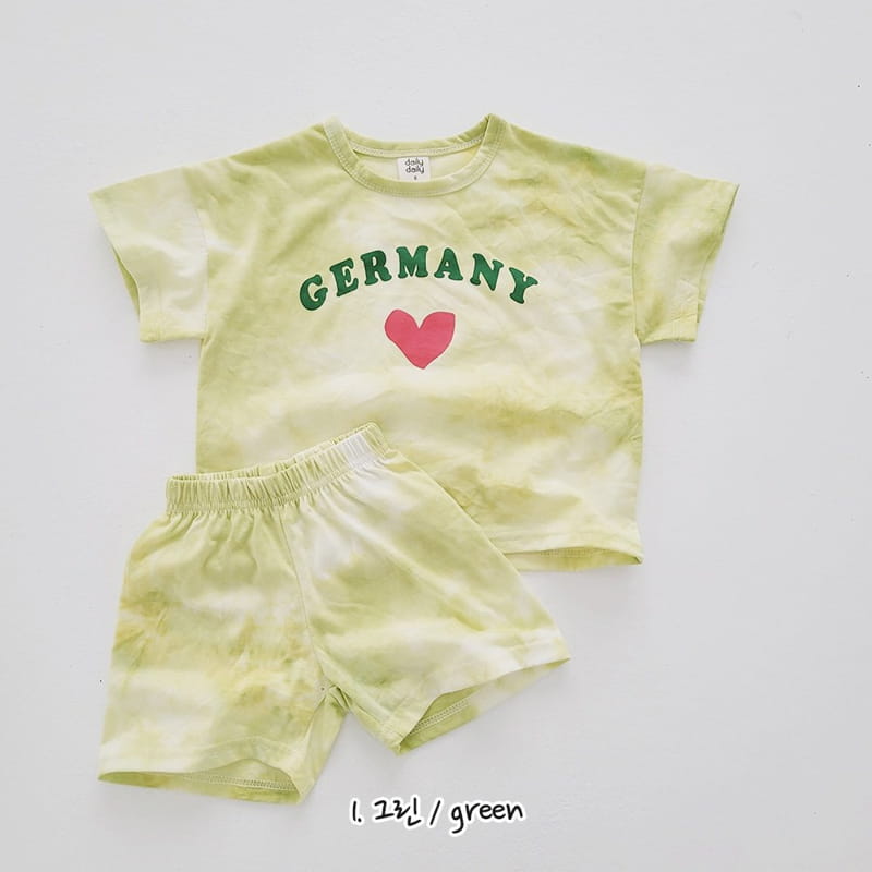 Daily Daily - Korean Children Fashion - #childofig - Water Paint World Top Bottom Set - 3