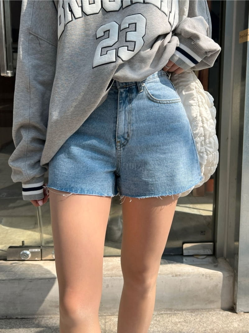 Darimijean - Korean Women Fashion - #momslook - D753 Jeans Shorts - 3