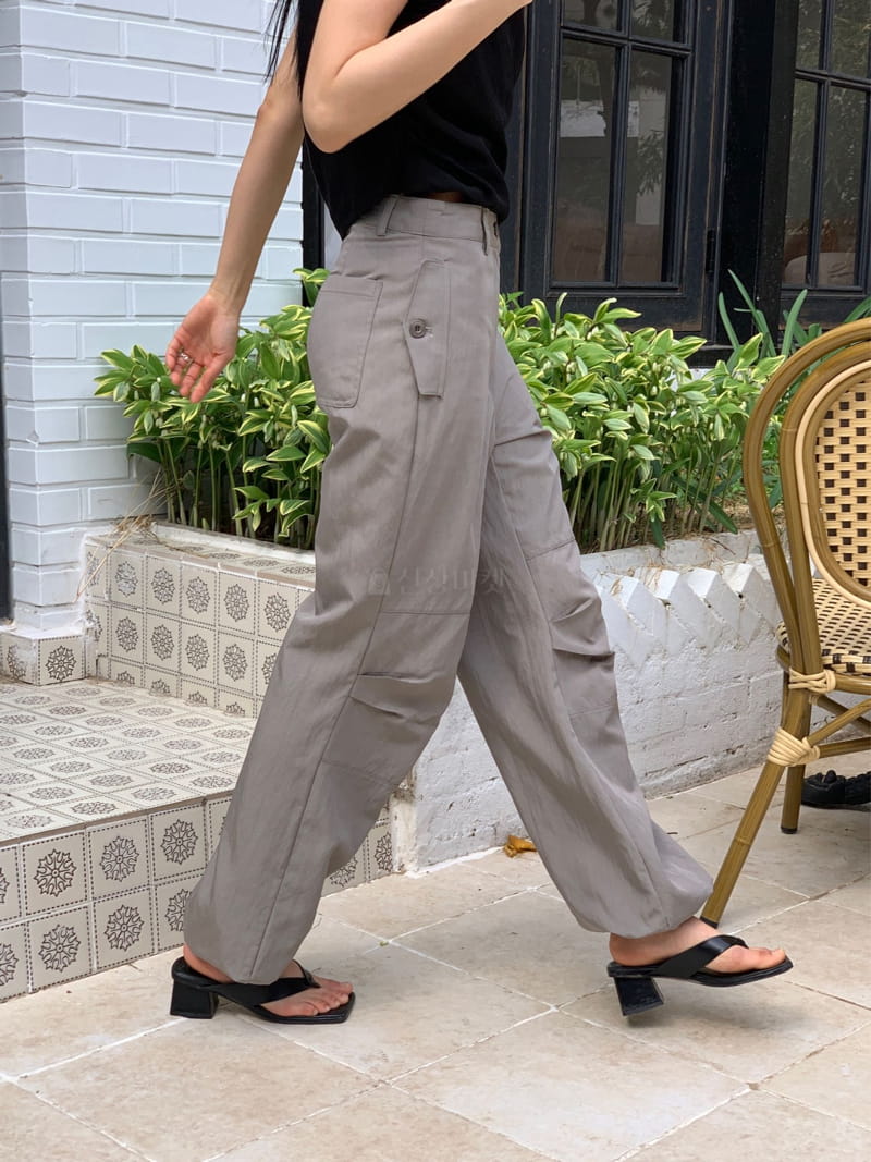 Fre - Korean Women Fashion - #momslook - Pibi Pants - 5