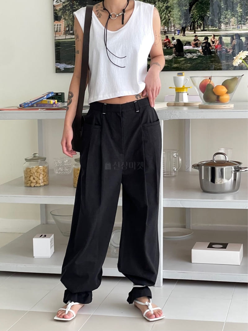 Kare - Korean Women Fashion - #momslook - Flip Pants - 12