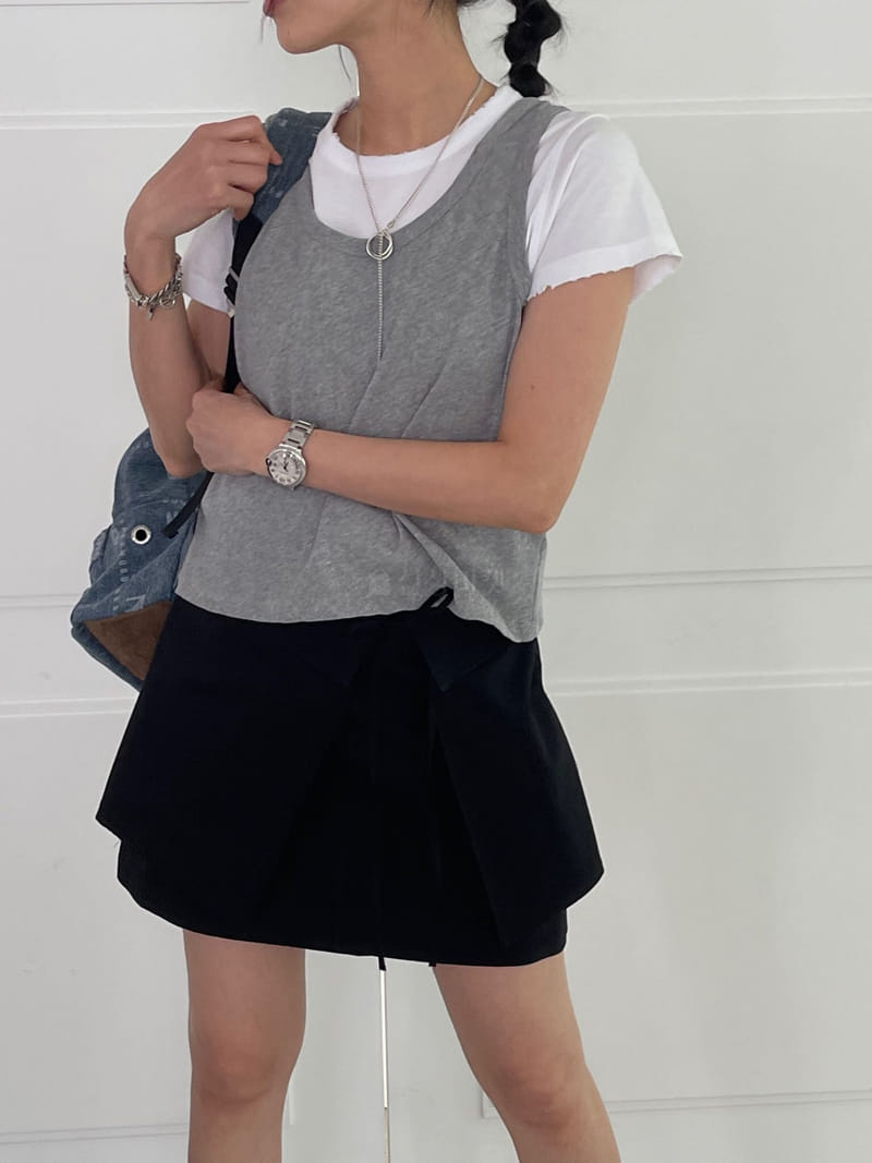 Kare - Korean Women Fashion - #momslook - Simple Sleeveless - 7