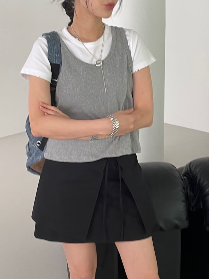 Kare - Korean Women Fashion - #momslook - Simple Sleeveless - 8