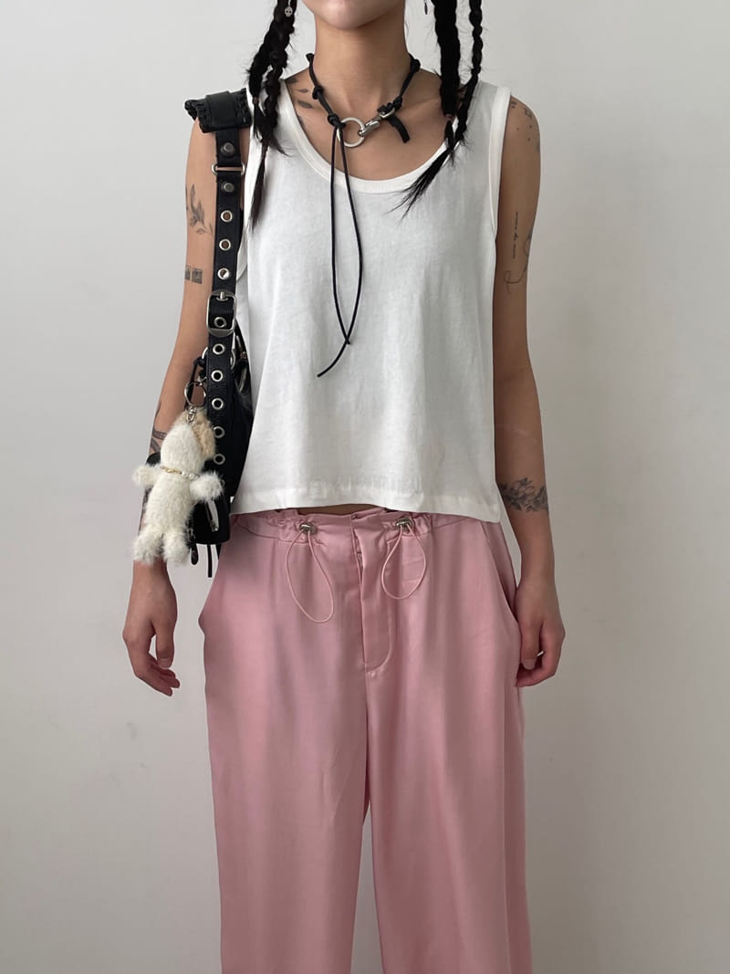 Kare - Korean Women Fashion - #womensfashion - Simple Sleeveless - 2