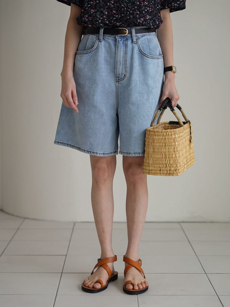 Milui - Korean Women Fashion - #momslook - Ellty Shorts - 4