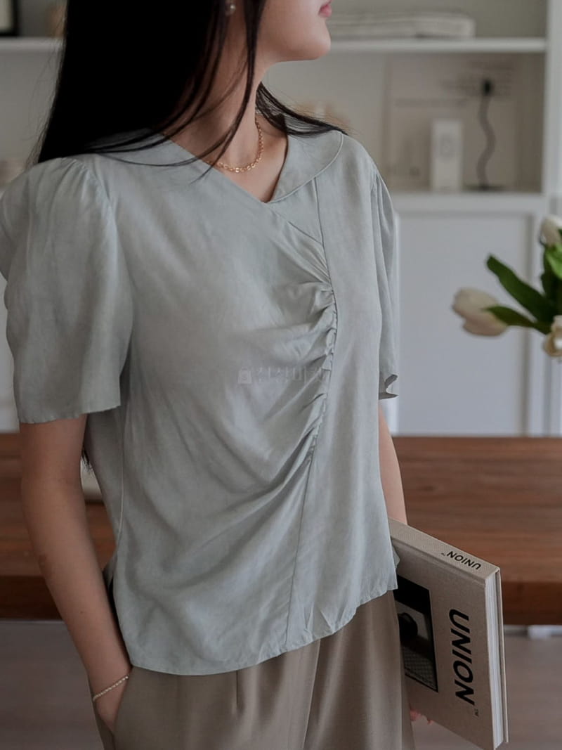 Milui - Korean Women Fashion - #womensfashion - Lugo Blouse - 3