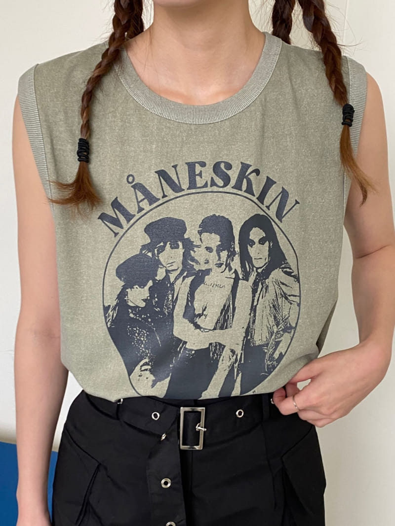 More Than - Korean Women Fashion - #momslook - Rock And Roll Sleeveless - 7