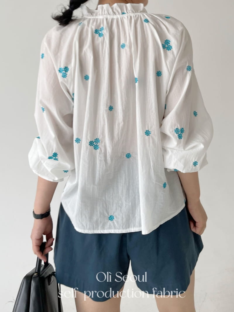 Oli Seoul - Korean Women Fashion - #pursuepretty - I Bruno Embrodiery Blouse - 10