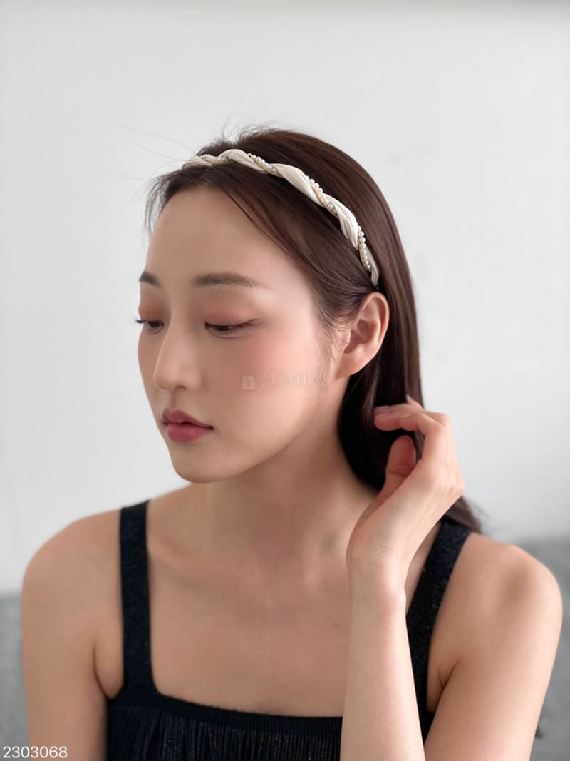 Reina - Korean Women Fashion - #womensfashion - 2303068 Pearl Hairband - 8