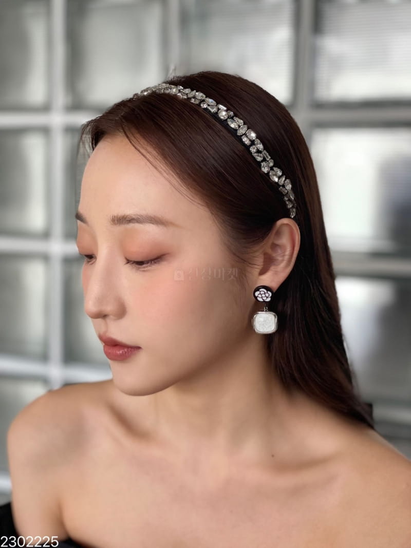 Reina - Korean Women Fashion - #momslook - 2302225 Cubic Hairband - 4