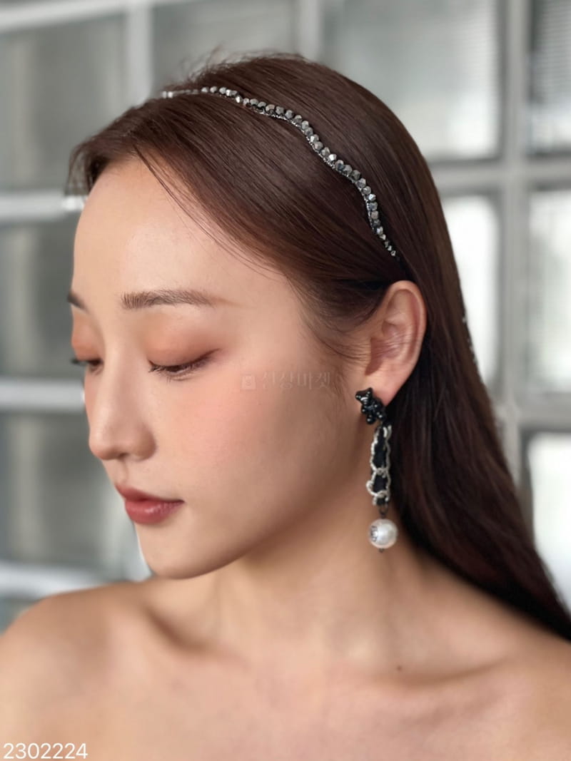 Reina - Korean Women Fashion - #womensfashion - 2302224 Line Simple Hairband - 5