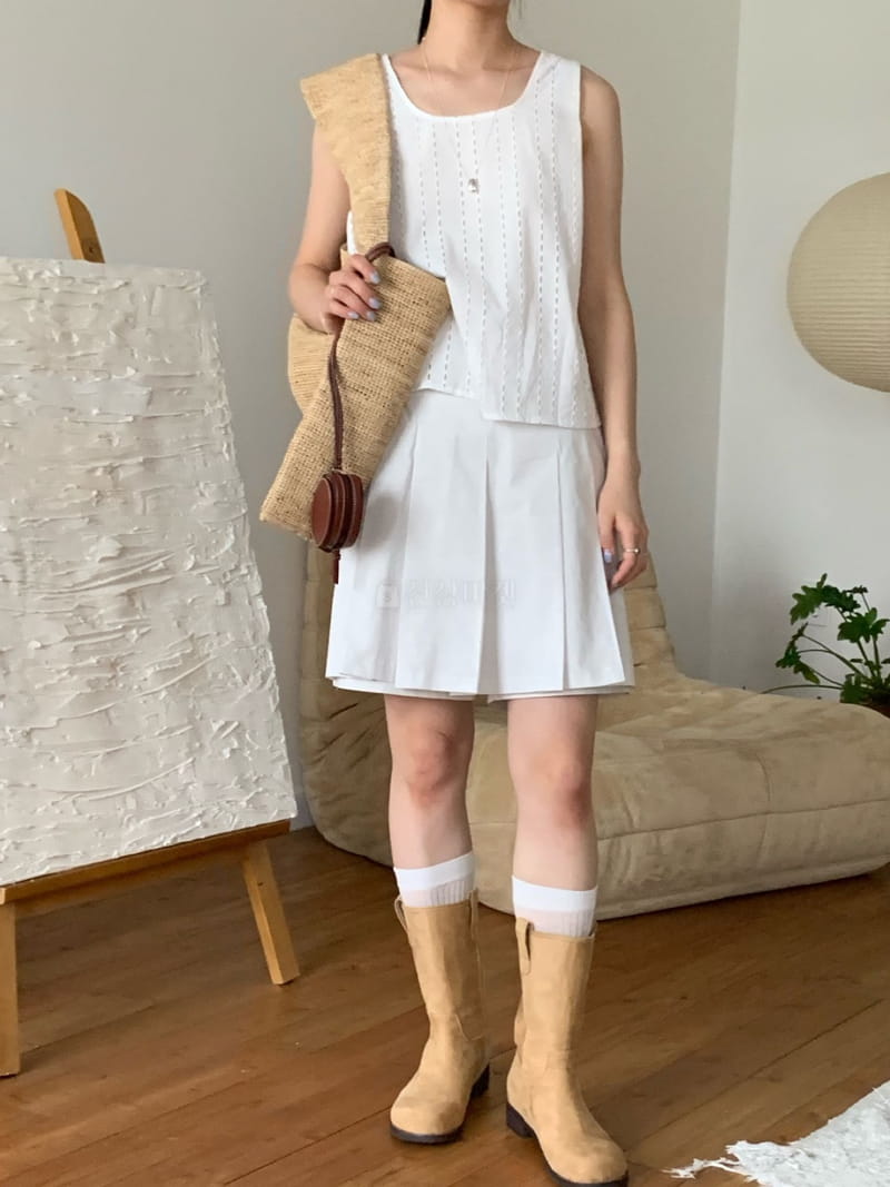 Sea Sand Salt - Korean Women Fashion - #momslook - Mayo Lace Sleeveless