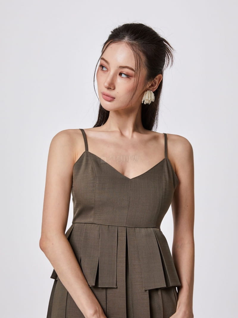 Stage - Korean Women Fashion - #restrostyle - Clo Wrinkle One-piece - 4