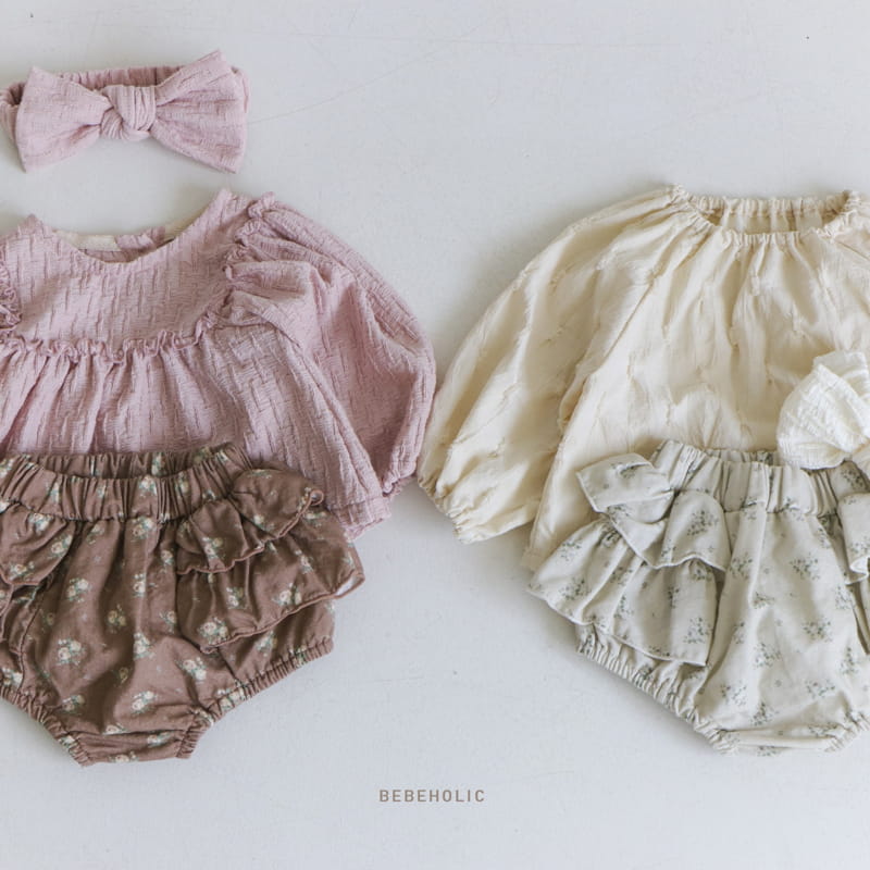 Bebe Holic - Korean Baby Fashion - #babyoninstagram - Small Flower Frill Bloomer - 12