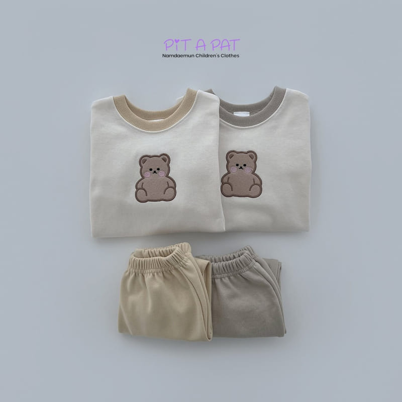 Pitapat - Korean Children Fashion - #kidsstore - Shy Bear Color Top Bottom Set - 2