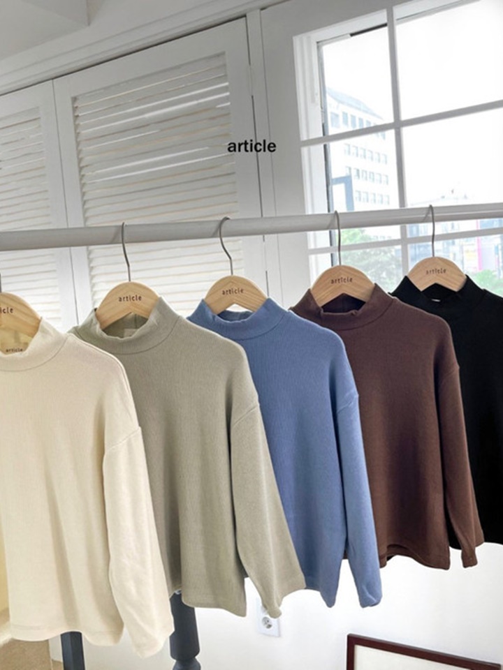 Signiture Half Turtleneck Tee