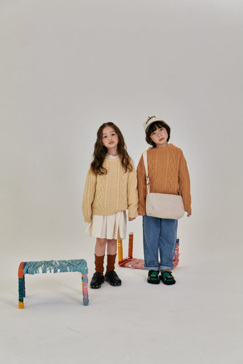 A-Market - Korean Children Fashion - #kidsstore - Twist Round Knit Tee - 2