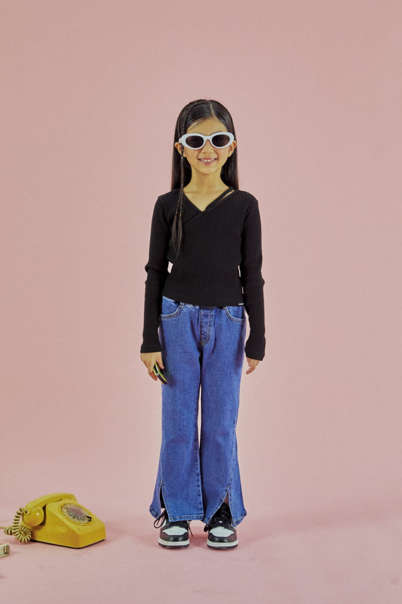 A-Market - Korean Children Fashion - #prettylittlegirls - Bootscut Slit Jeans - 11