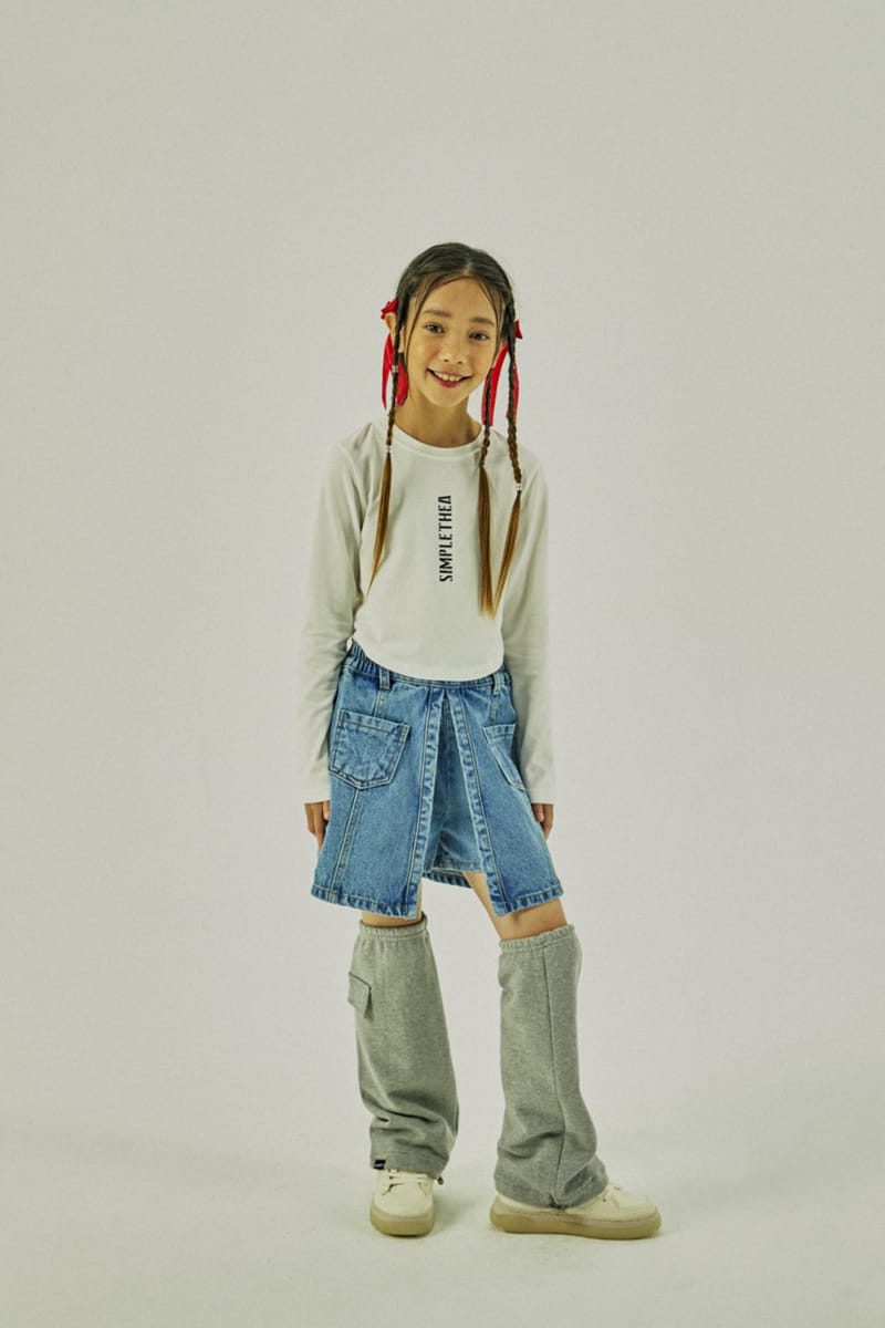 A-Market - Korean Children Fashion - #prettylittlegirls - Simple A Crop Tee - 10