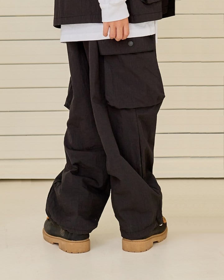 Apple Smile - Korean Children Fashion - #stylishchildhood - 3D Gunbbang Pants - 2