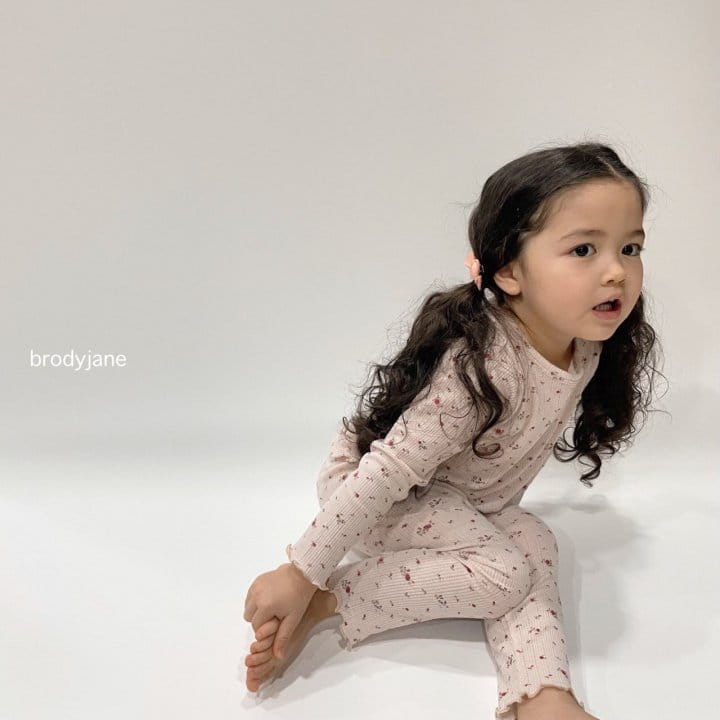 Brody Jane - Korean Children Fashion - #Kfashion4kids - Flwoer Eyelet Frill Pajama - 12