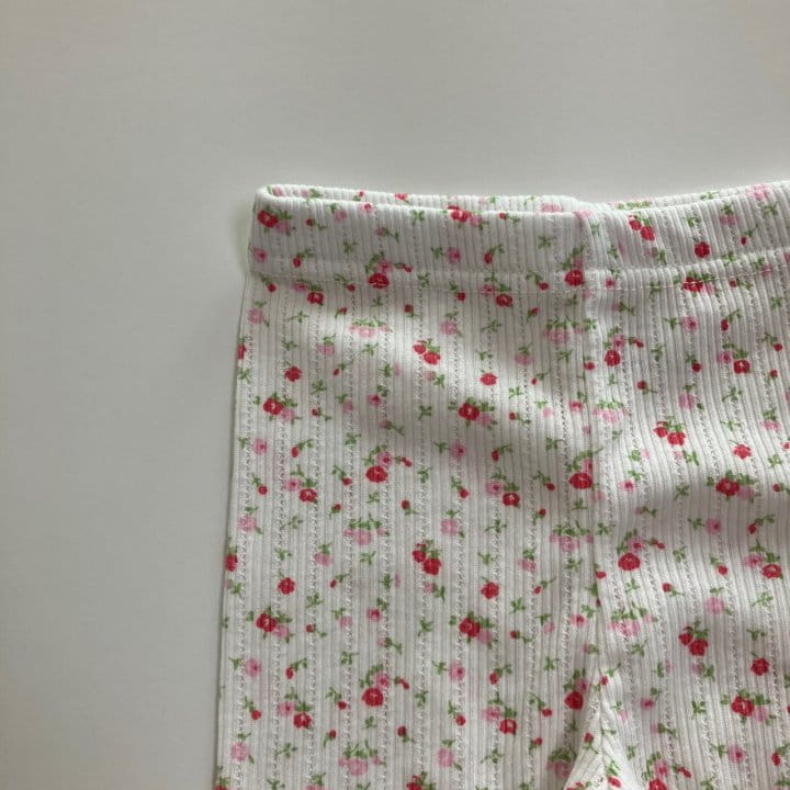 Brody Jane - Korean Children Fashion - #childrensboutique - Little Flower Eyelet Pajama - 10