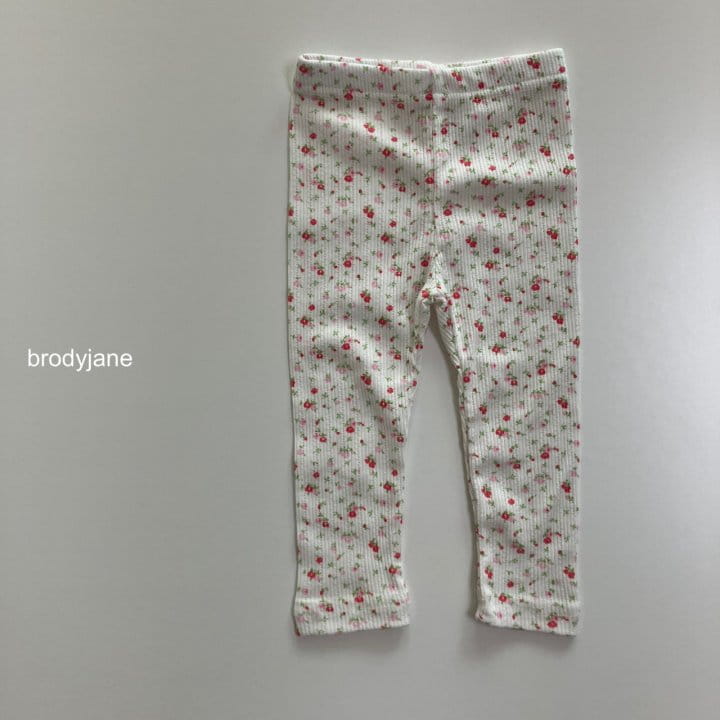 Brody Jane - Korean Children Fashion - #designkidswear - Little Flower Eyelet Pajama - 11