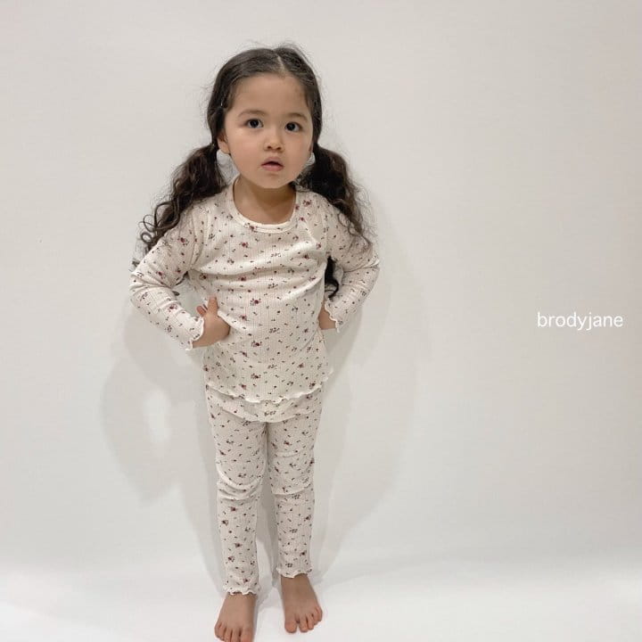 Brody Jane - Korean Children Fashion - #discoveringself - Flwoer Eyelet Frill Pajama - 7