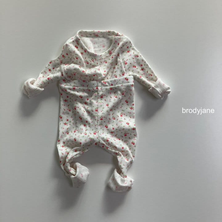 Brody Jane - Korean Children Fashion - #littlefashionista - Little Flower Eyelet Pajama - 2