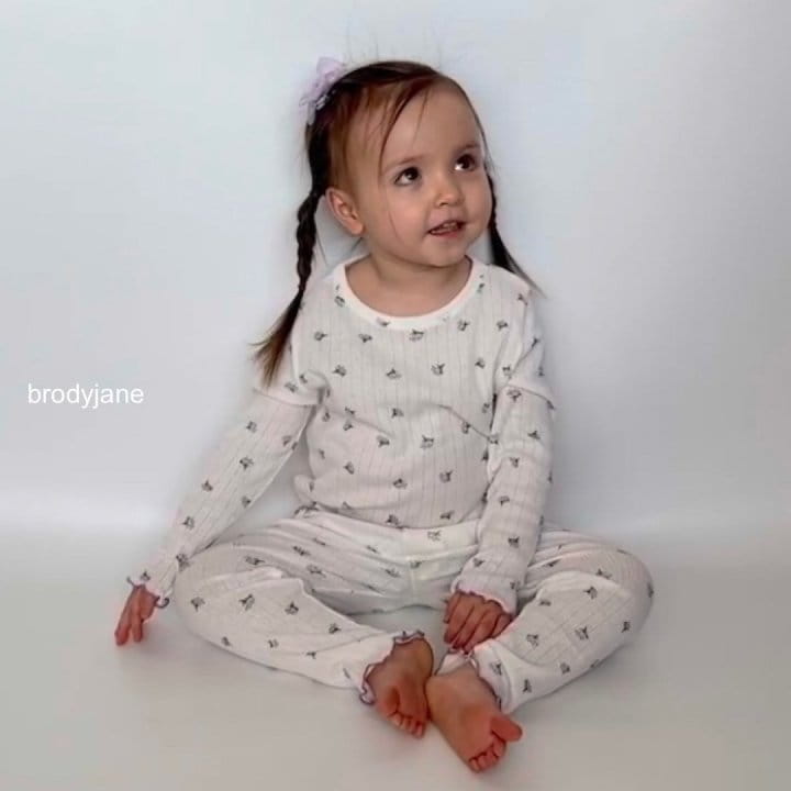 Brody Jane - Korean Children Fashion - #stylishchildhood - Berry Eyelet Frill Pajama - 10