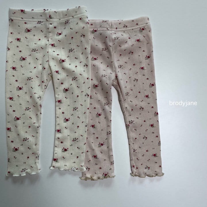 Brody Jane - Korean Children Fashion - #toddlerclothing - Flwoer Eyelet Frill Pajama - 2