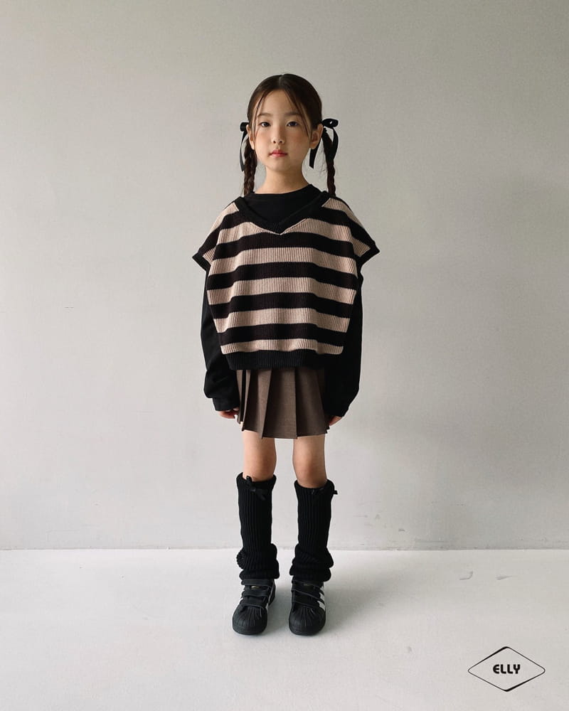 Ellymolly - Korean Children Fashion - #stylishchildhood - Elly Pintuck Crop Tee - 10