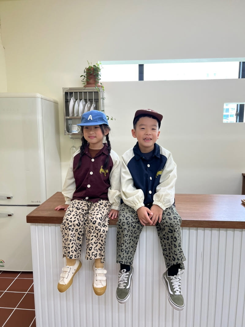 Fine-Studio - Korean Children Fashion - #discoveringself - Wide Jacket with Mom