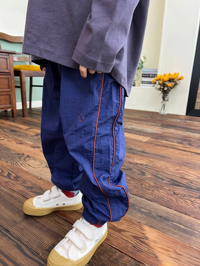 Fine-Studio - Korean Children Fashion - #kidsshorts - Piping Pants - 5