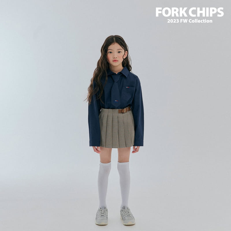 Fork Chips - Korean Children Fashion - #littlefashionista - Apfel Embrodiery Shirt