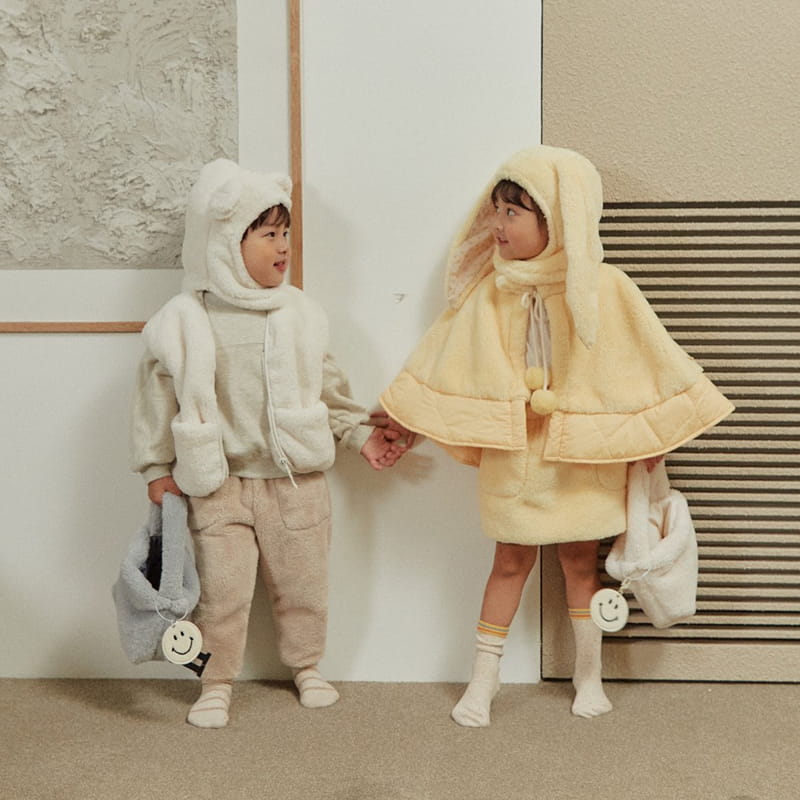 Here I Am - Korean Children Fashion - #minifashionista - Kinder Cape - 5