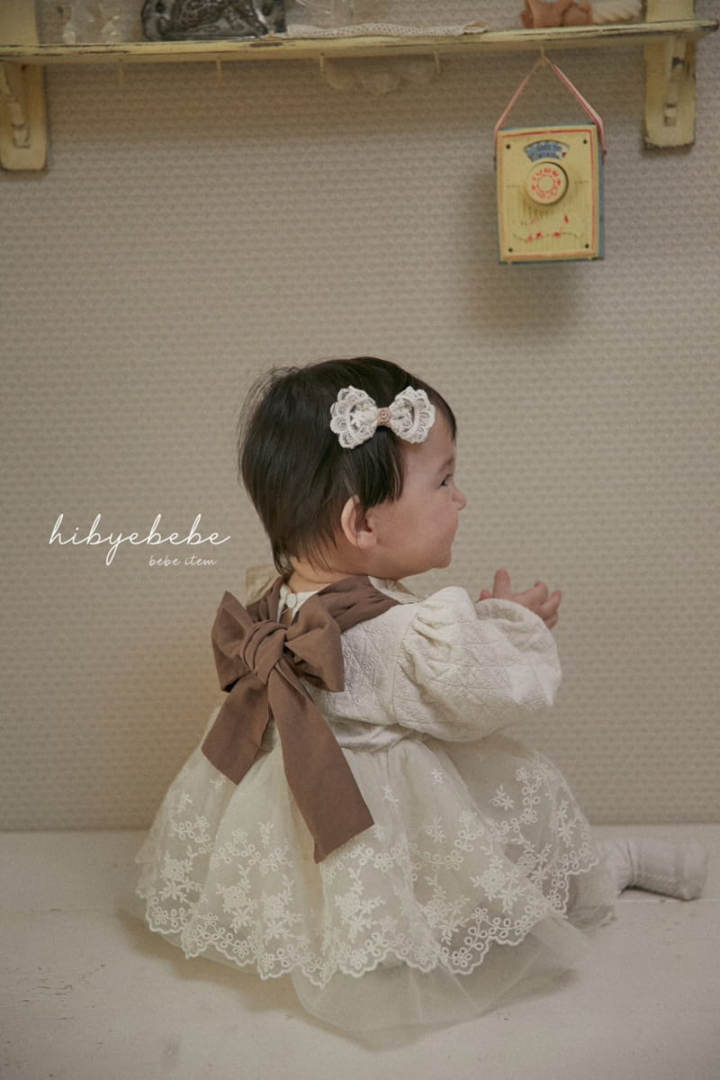 Hi Byebebe - Korean Baby Fashion - #onlinebabyshop - Margaret Ribbon Bib - 12