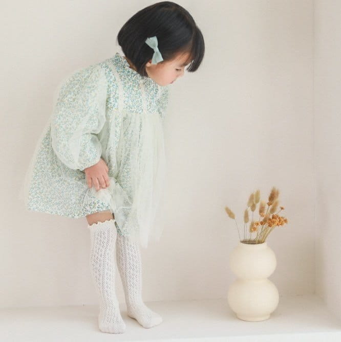 Miso - Korean Children Fashion - #stylishchildhood - Frill Knee Socks - 7