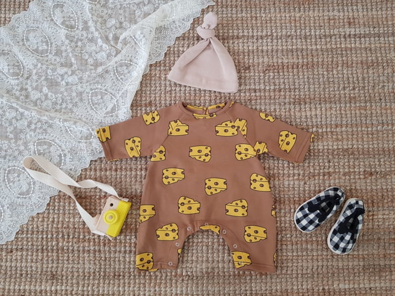 Moran - Korean Baby Fashion - #babygirlfashion - Cheese Bodysuit with Bonnet - 2