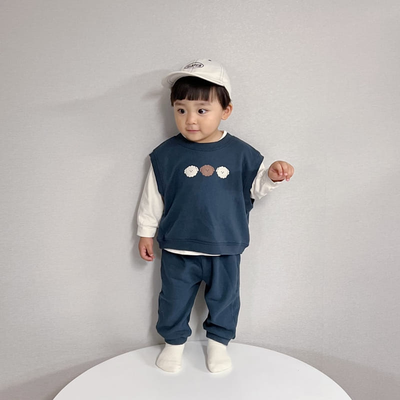 Party Kids - Korean Baby Fashion - #onlinebabyshop - Bebe Vest - 2