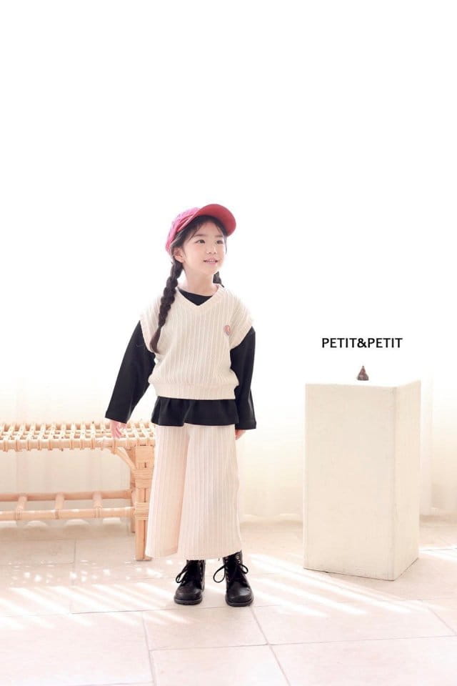 Petit & Petit - Korean Children Fashion - #kidsshorts - Twist Vest Top Bottom Set  - 5