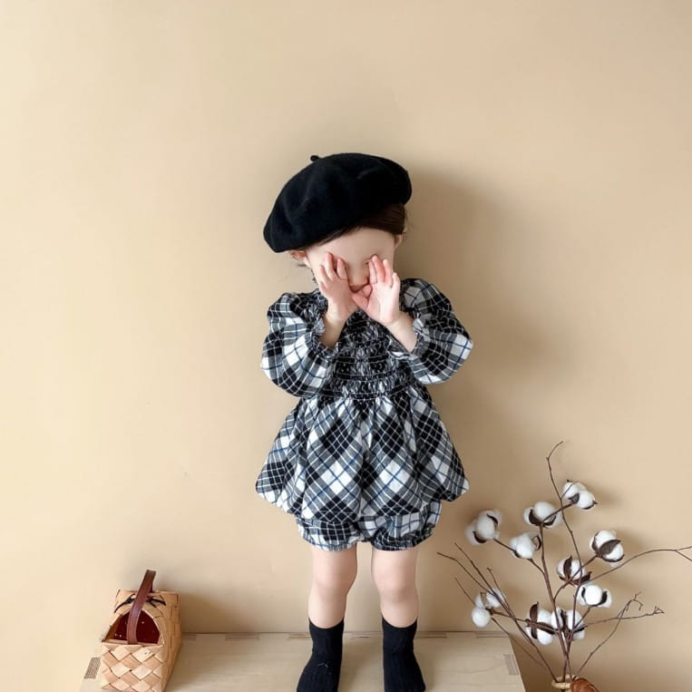 Reve Kid - Korean Baby Fashion - #babyoninstagram - Check Smocked Set