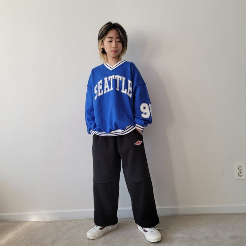 Riwoo Riwoo - Korean Junior Fashion - #littlefashionista - Seatle V Sweatshirt - 4