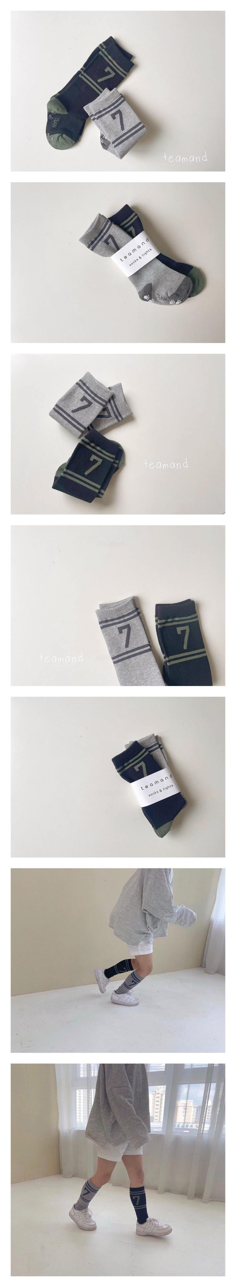 Teamand - Korean Children Fashion - #prettylittlegirls - Numver Knee Socks Set Gray Black Set