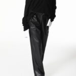 leather low waisted double pleats wide trousers